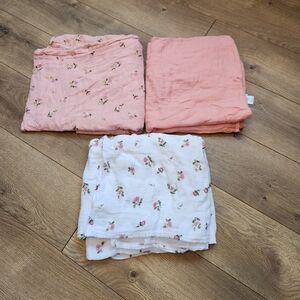Baby Girl Floral and Pink Swaddle Blankets